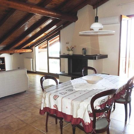 Mansarda Sul Mare Dei Ciclopi Apartment Aci Trezza Bagian luar foto