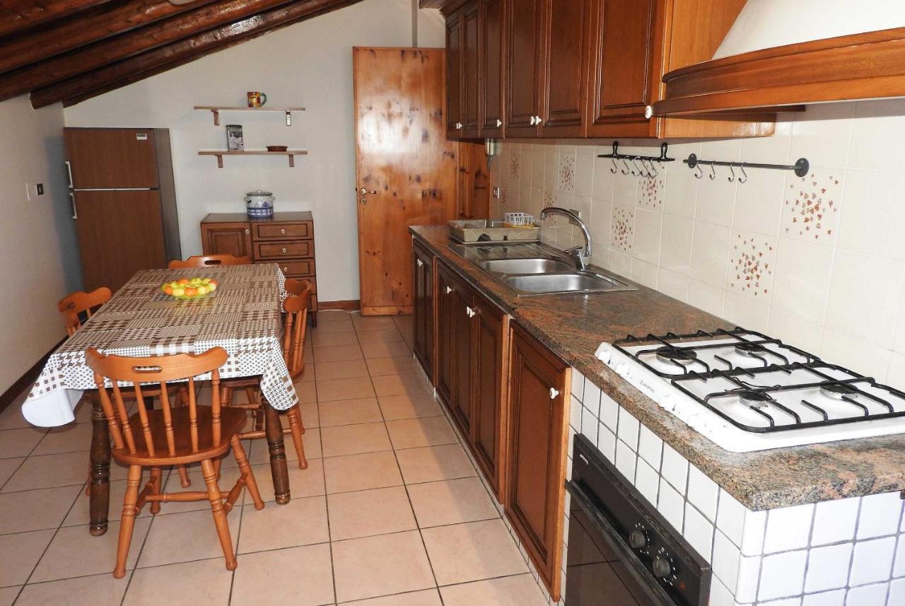 Mansarda Sul Mare Dei Ciclopi Apartment Aci Trezza Bagian luar foto