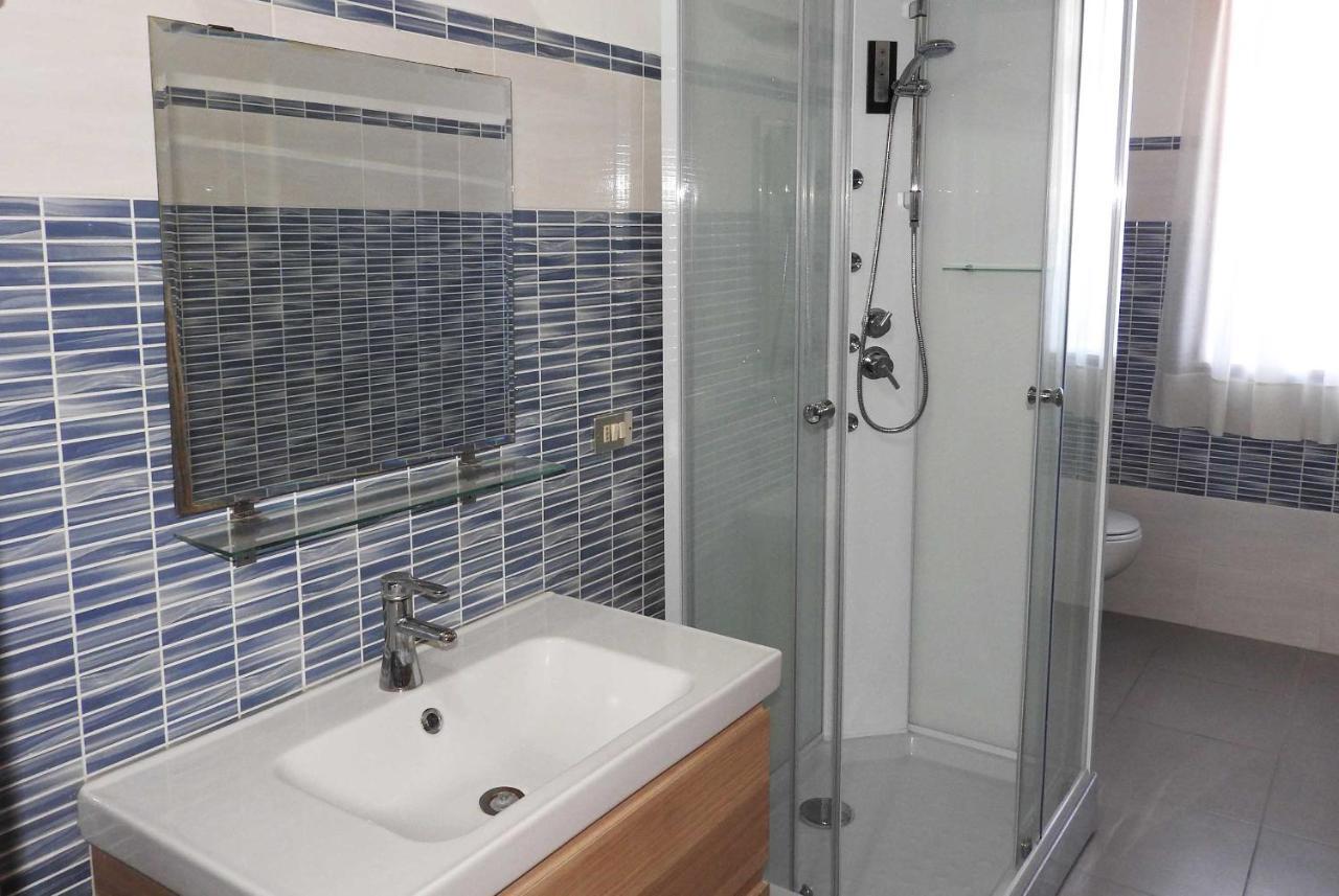 Mansarda Sul Mare Dei Ciclopi Apartment Aci Trezza Bagian luar foto
